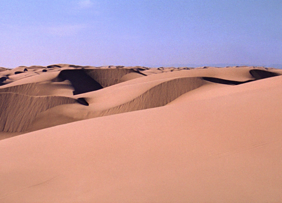 Horizon of the Dune Sea during daytime